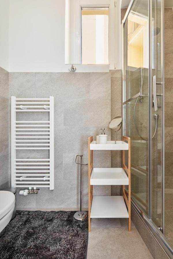 Prague Days - Spacious 3Bdr Apartment - Trendy Neighbourhood Bagian luar foto