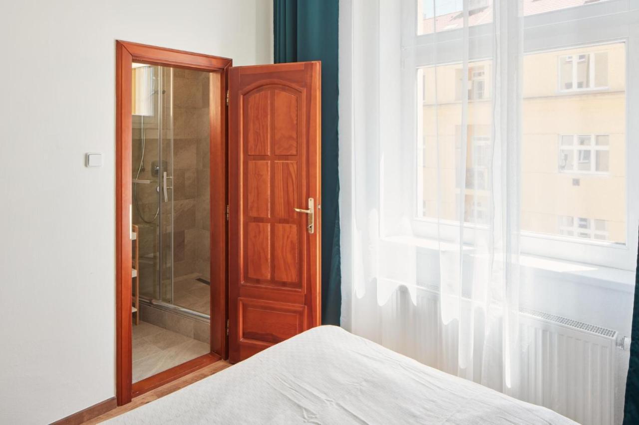 Prague Days - Spacious 3Bdr Apartment - Trendy Neighbourhood Bagian luar foto